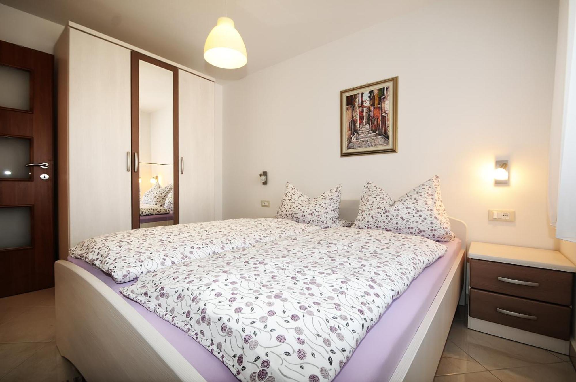 Apartments Jasmina Πόρετς Δωμάτιο φωτογραφία